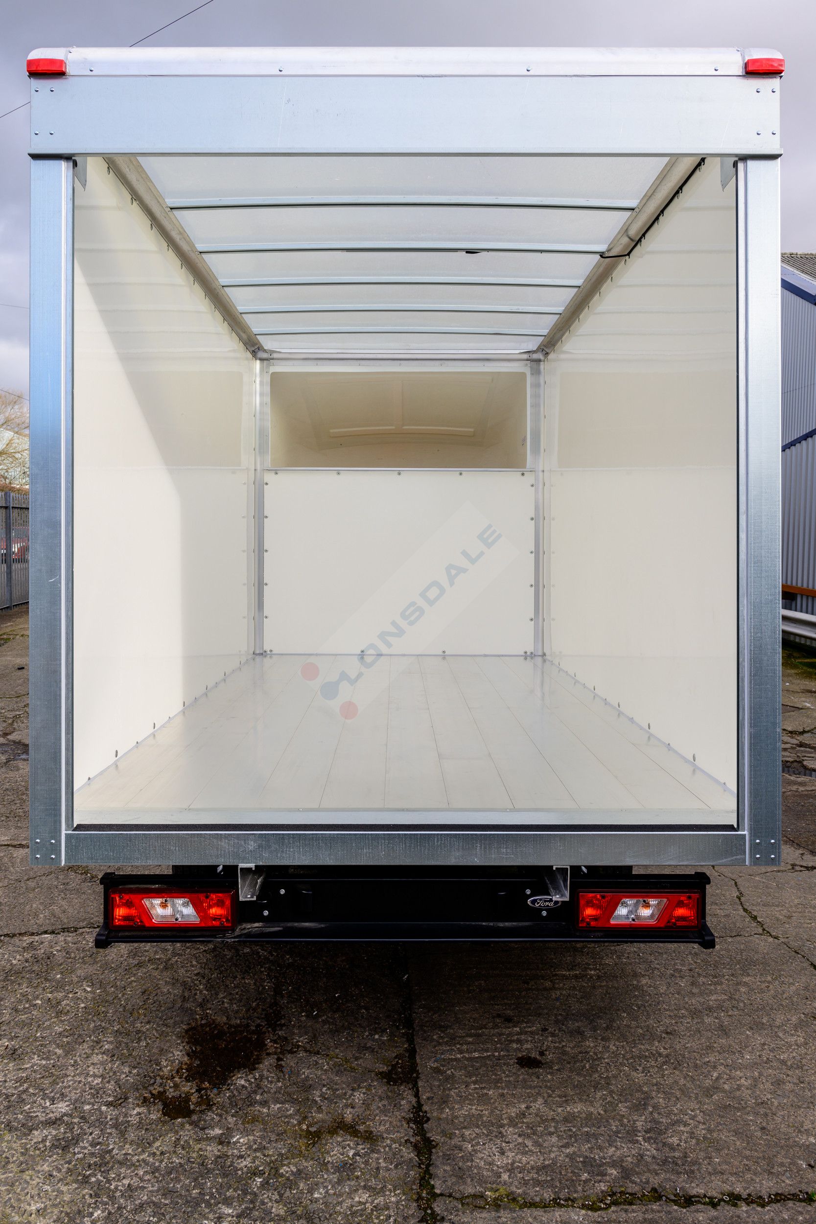Ford Transit L4 RWD DRW lightweight luton body