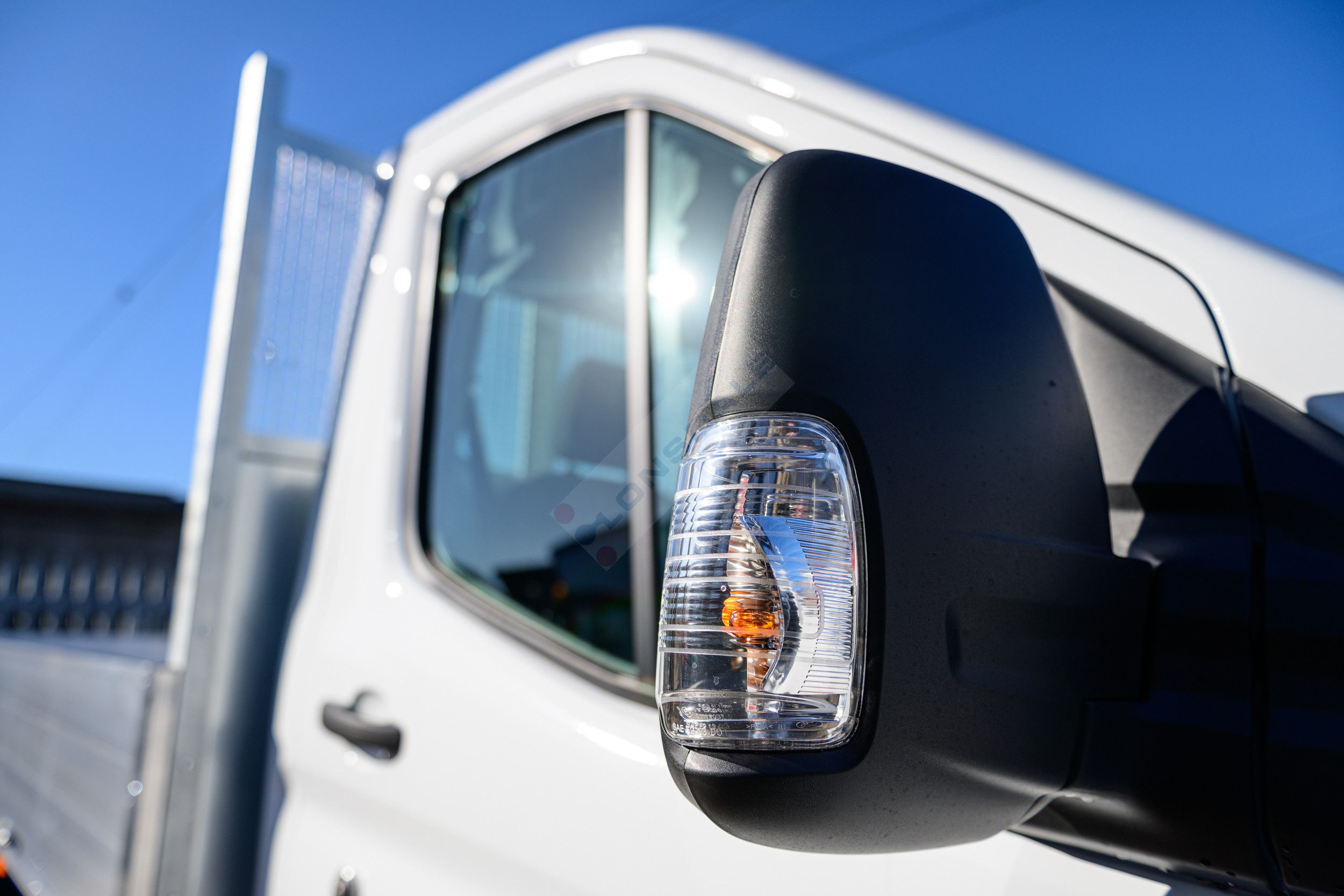 Ford Transit L4 RWD SRW dropside body