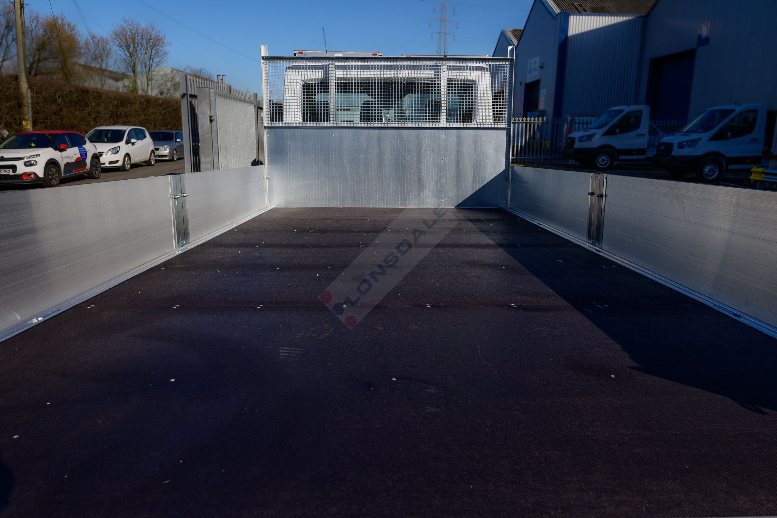 Ford Transit L5 RWD DRW 2.0 Ecoblue 130ps 5200mm dropside body