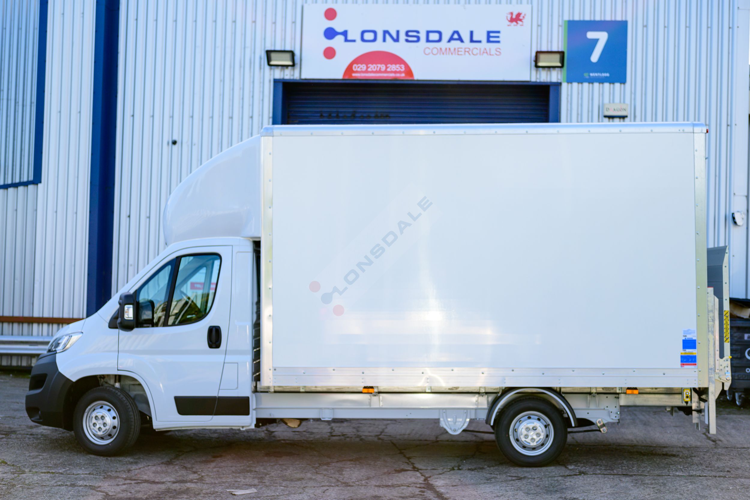 Vauxhall Movano Lightweight Luton Body van 35L3